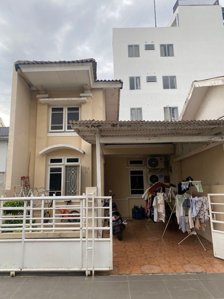 Dijual Rumah Bagus SHM di Sektor 8B Gading Serpong By Rumah Chinida