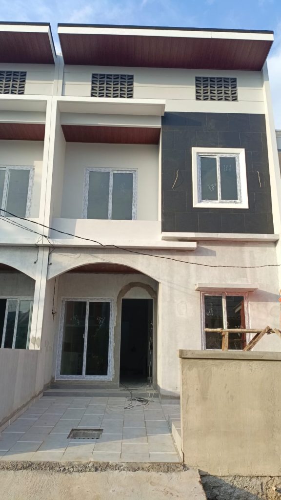 Dijual Rumah 2 Lantai Hadap Selatan di Sektor 8B By Rumah Chinida