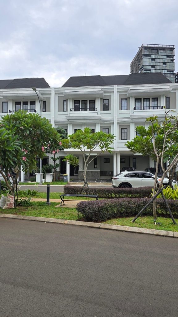 Dijual Rumah 3 Lantai Type Wallace Sutera Winona By Rumah Chinida