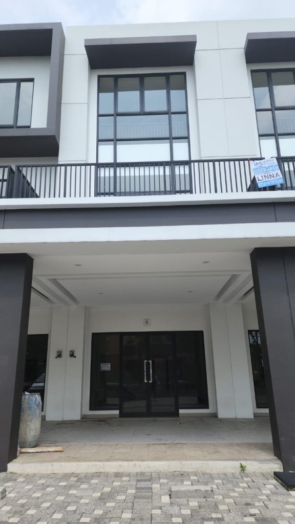 Disewakan 2 Ruko Bersebelahan di Downtown Drive By Rumah Chinida