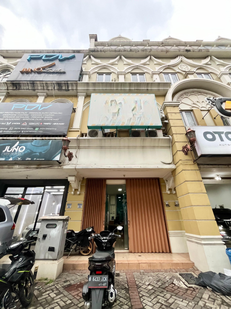 Dijual Ruko 3 Lantai Bagus di Mendrisio By Rumah Chinida