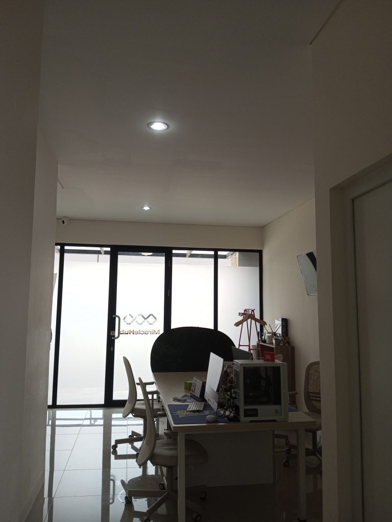 Disewakan Ruko Bagus Lebar 4×15 di Hampton Avenue By Rumah Chinida