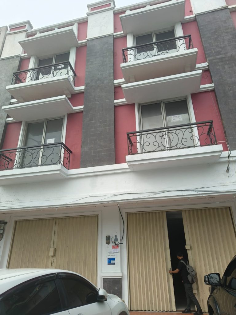 Dijual Cepat 2 Unit Ruko Hadap Selatan di Agricola By Rumah Chinida