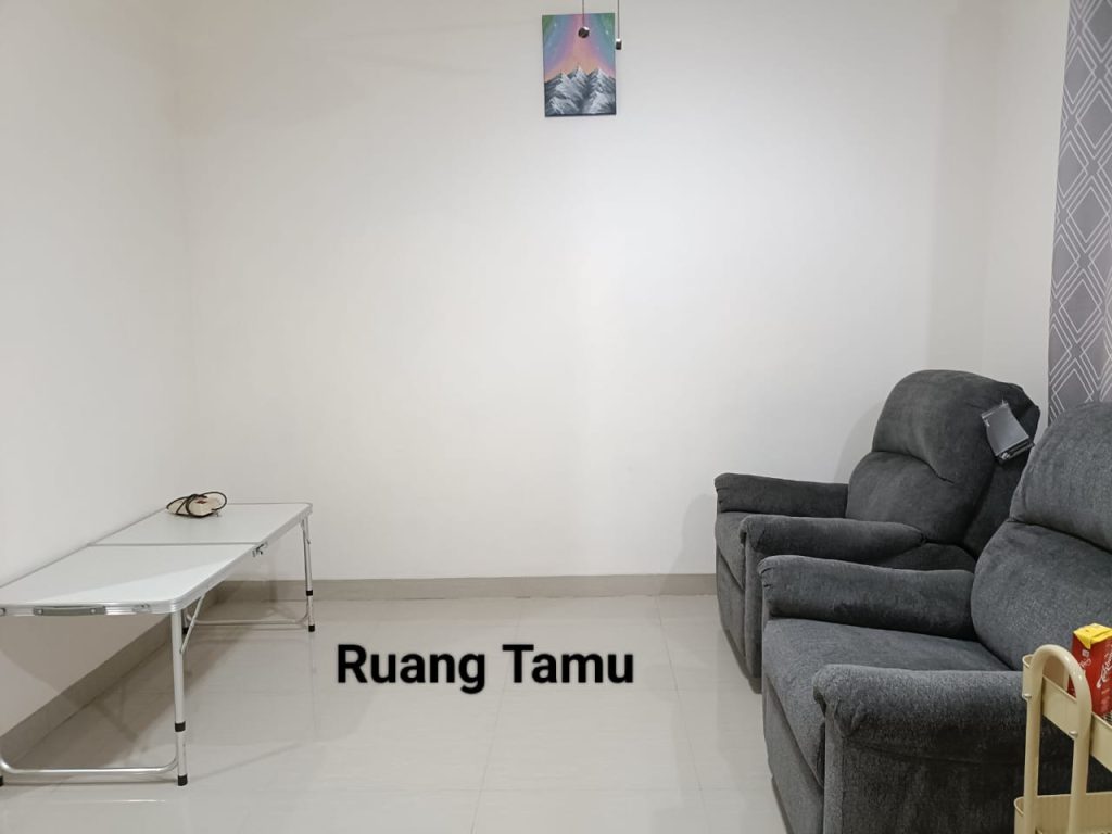 Disewakan Rumah 2 Lantai Hadap Selatan di Sektor 1G By Rumah Chinida