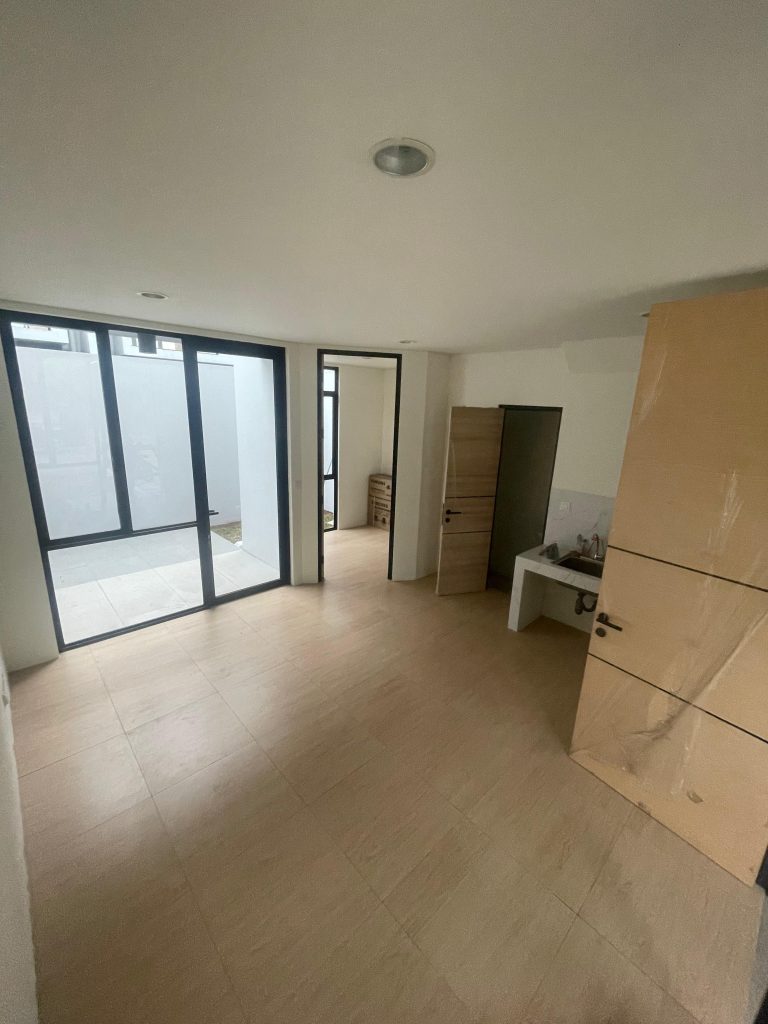 Disewakan Rumah 2 Lantai di Cendana Essence Lippo By Rumah Chinida