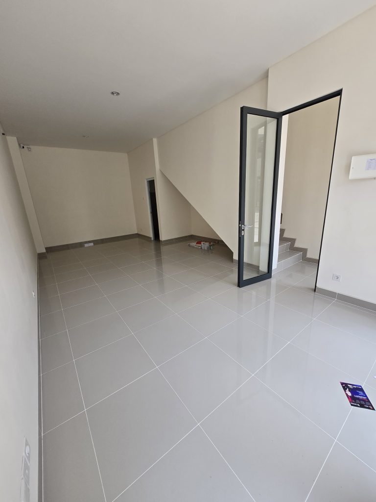 Disewakan Ruko 5×10 2 Lantai di Verona Junction By Rumah Chinida