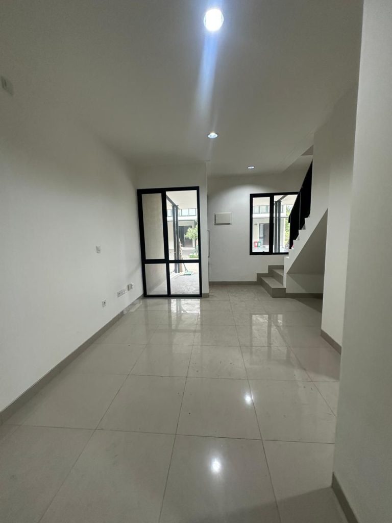 Disewakan Rumah 4.5×12.5 di Cluster Alabama PIK 2 By Rumah Chinida