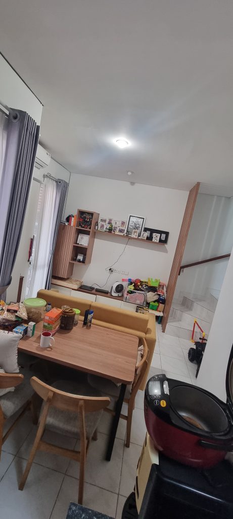 Dijual Rumah Bagus uk 6×8 di Malibu Village By Rumah Chinida
