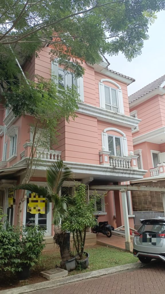 Dijual Rumah Hook di Cluster Omaha Village By Rumah Chinida