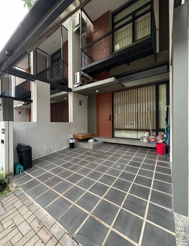 Dijual Rumah Minimalis 4×12 di Fleekhauz, BSD By Rumah Chinida