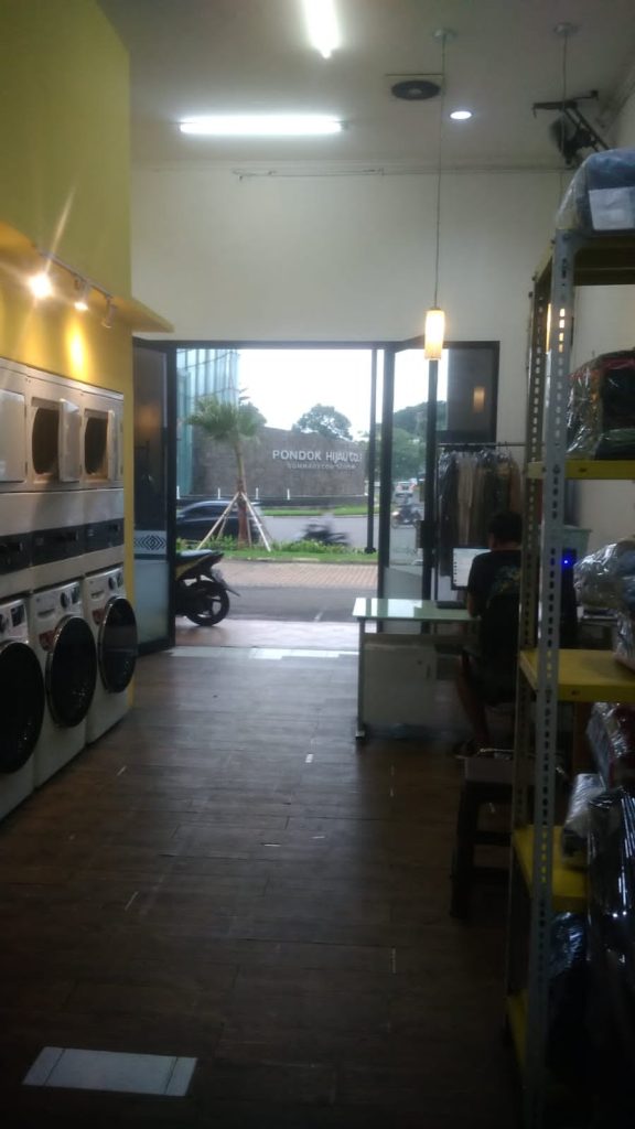 Dijual Ruko SHM 3 Lantai Bagus di Diamond By Rumah Chinida (Dw)