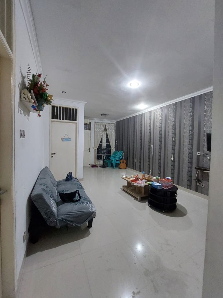 Dijual Rumah SHM Rapi Siap Huni di Sektor 7A By Rumah Chinida (Ls)