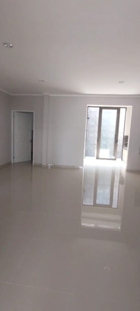 Dijual Cepat Rumah SHM di Cluster British By Rumah Chinida (Ls)