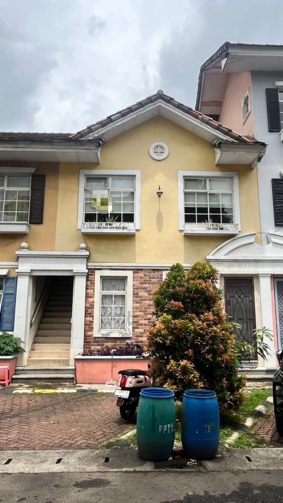 Dijual Rumah Town House di Taman Ayu Karawaci By Rumah Chinida (Dw)