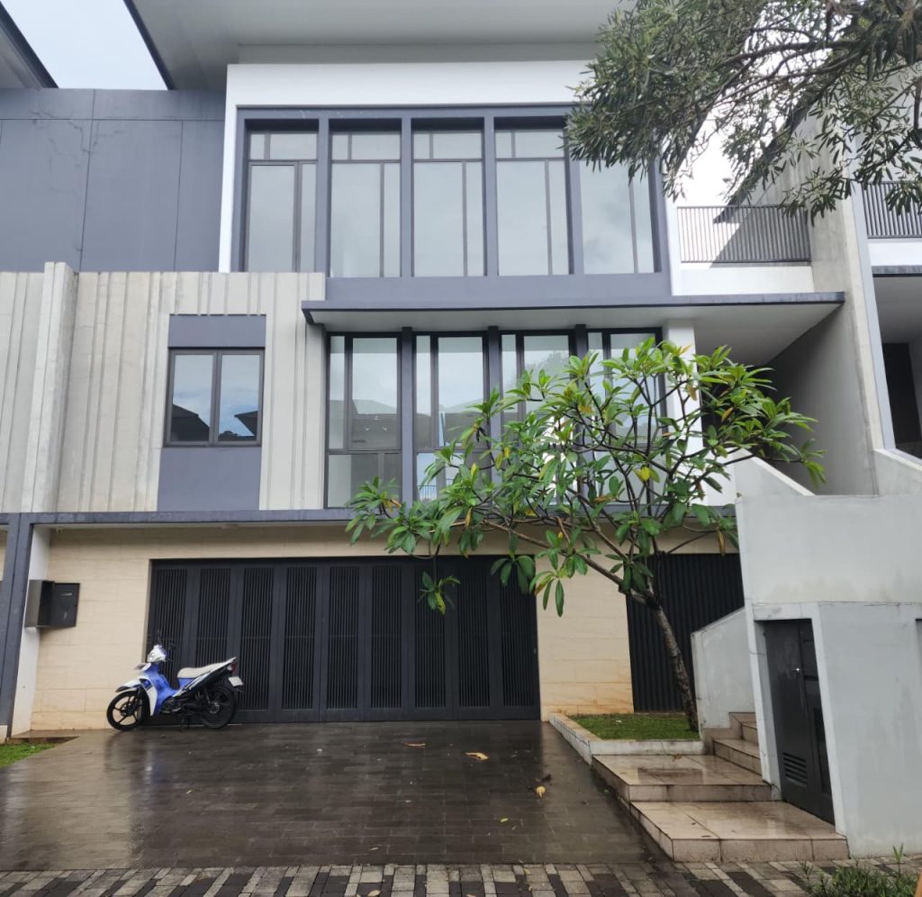 Dijual Rumah Tipe 12X25 di Cluster Lakewood By Rumah Chinida (Dw)