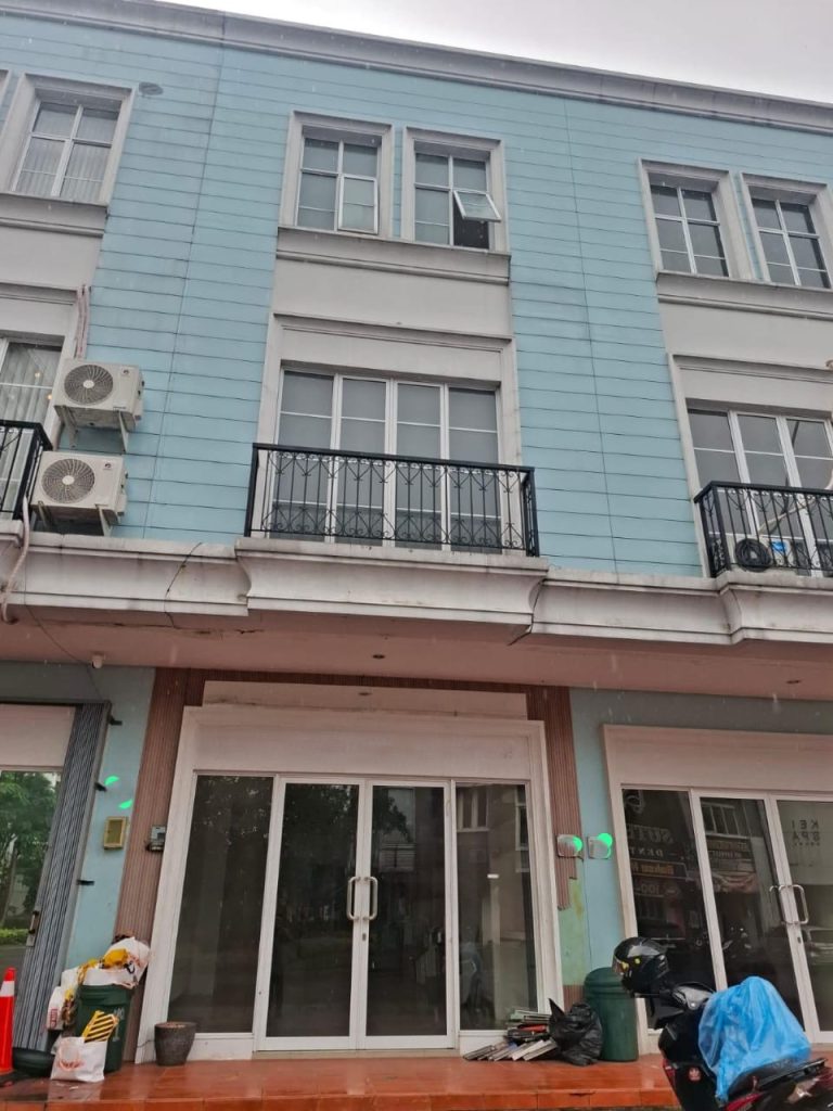 Dijual Ruko HGB 3 Lantai di Neo Piazza By Rumah Chinida (Dw)