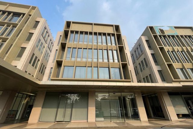 Disewakan Ruko Premium di Navapark Northpoint By Rumah Chinida (Lw)