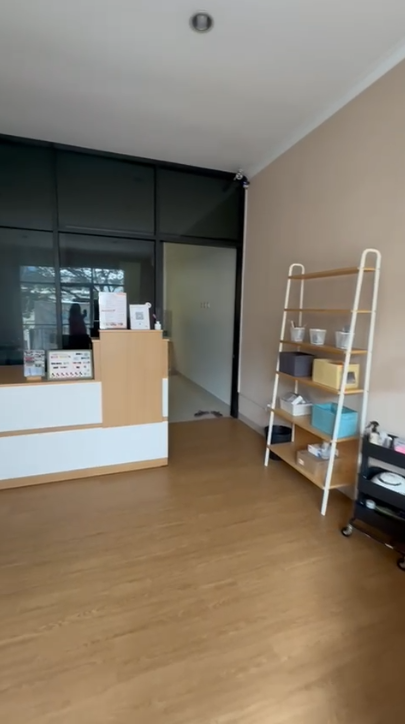 Disewakan Ruko Lantai 2 Siap Huni di Beryl By Rumah Chinida (Li)