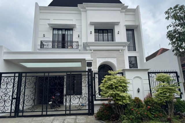 Dijual Rumah SHM Full Furnish di Sektor 1A By Rumah Chinida (Dw)
