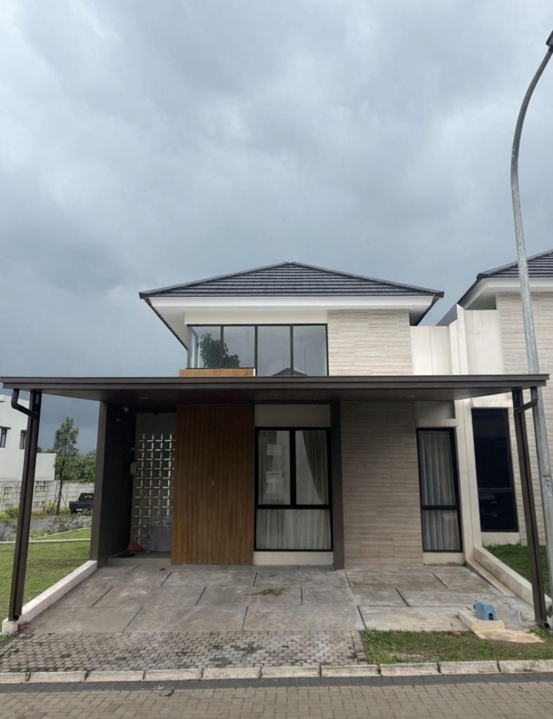 Disewakan Rumah Hook 1 Lantai di Bellefluer By Rumah Chinida (Jb)