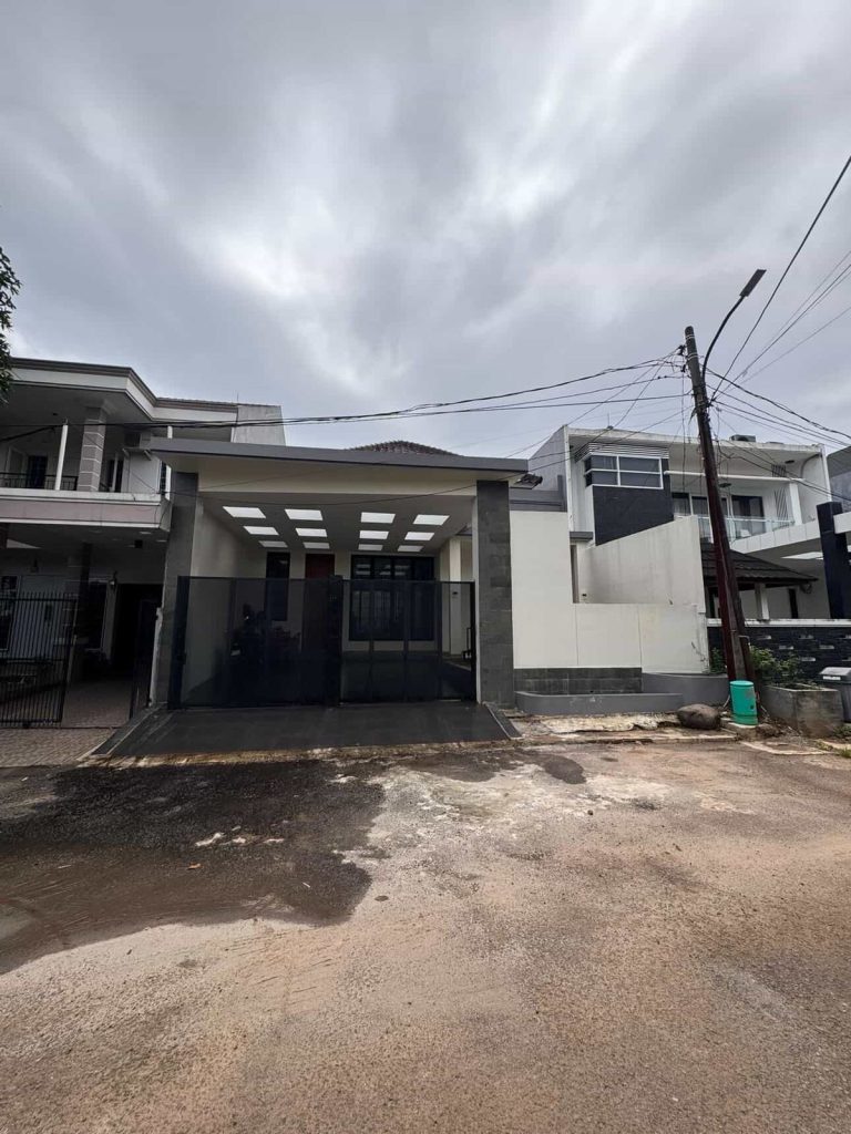 Dijual Rumah SHM di Villa Melati Mas, BSD By Rumah Chinida (Dw)