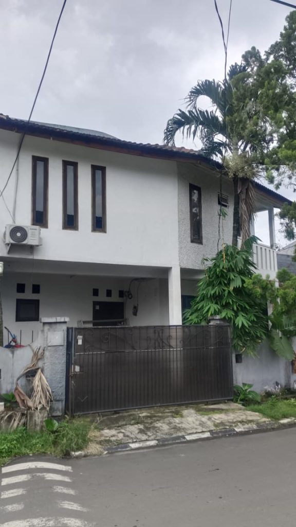 Disewakan Rumah SHM di Vila Dago, Pamulang By Rumah Chinida (He)
