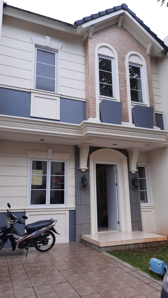 Disewakan Rumah Uk 6X10 Cluster Azura, BSD By Rumah Chinida (Jb)