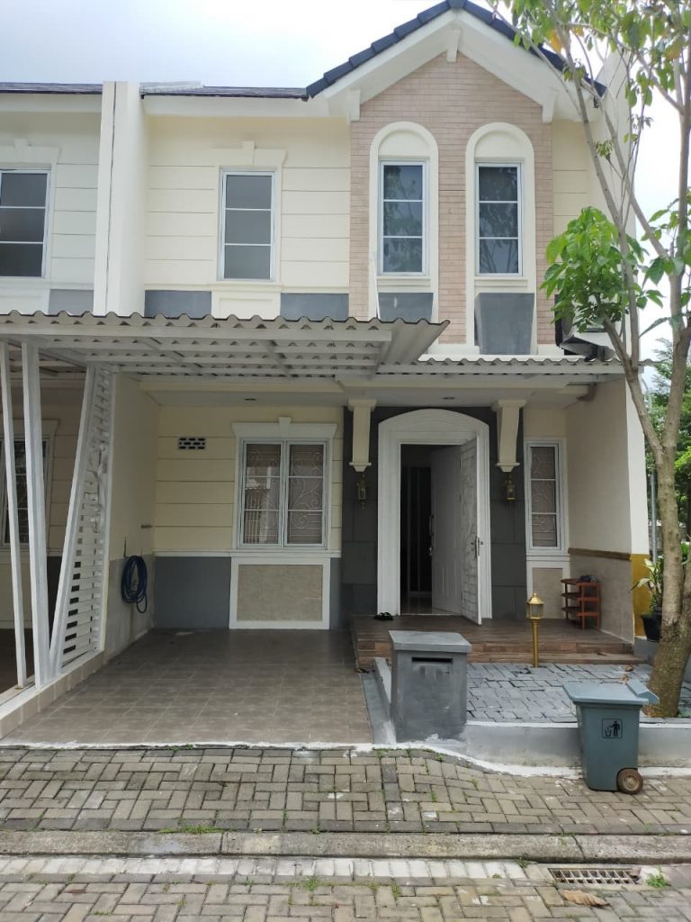Disewakan Rumah Vanya Park di Cluster Azura By Rumah Chinida (Jb)
