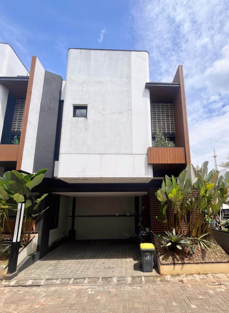 Dijual Rumah Perumahan di Favoury House BSD By Rumah Chinida (Dw)