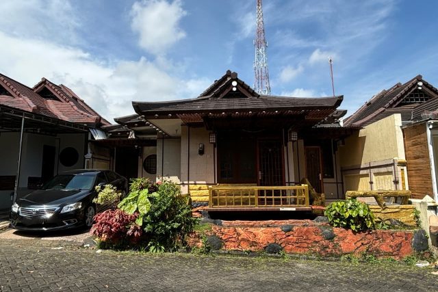 Disewakan Rumah Villa di Green Apple, Cipanas By Rumah Chinida (Jb)