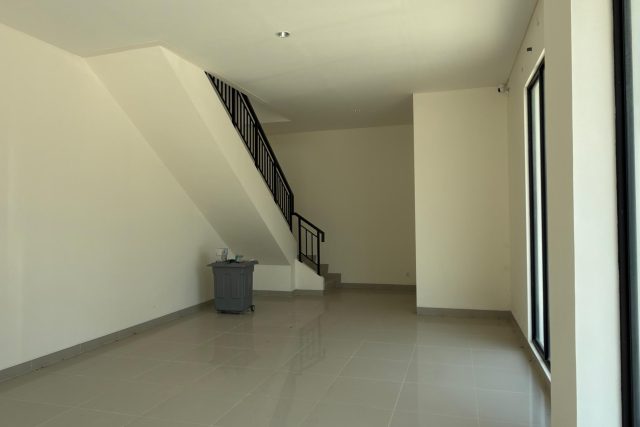 Disewakan Ruko PPJB Hook di Hampton Avenue By Rumah Chinida (Ay)