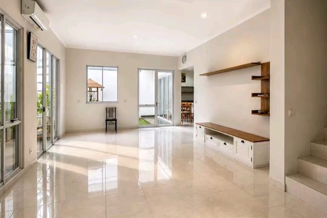 Dijual Rumah Hadap Selatan di Foresta, BSD By Rumah Chinida (Ay)