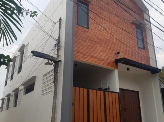 al Rumah Kost SHM 2 Lantai di Setu By Rumah Chinida (Nd)