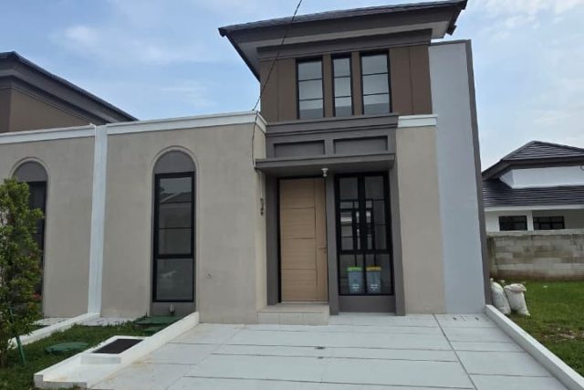 Disewakan Rumah 1 Lantai di Cluster Varenna By Rumah Chinida (Lw)