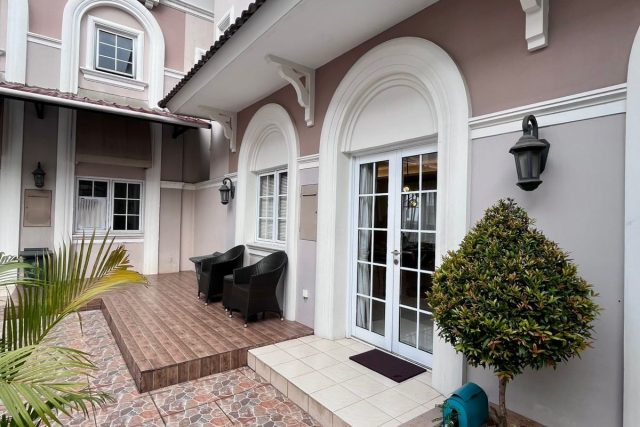Disewakan Rumah di Cluster Alesha House, BSD By Rumah Chinida (Dw)