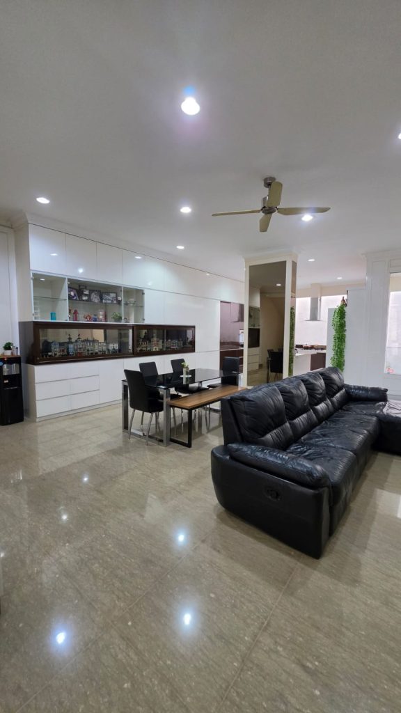 Dijual Rumah PHG 3 Lantai di Cluster Amethyst By Rumah Chinida (Jb)