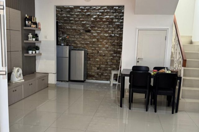 Dijual Rumah Gading Serpong di Karelia By Rumah Chinida (Ay)