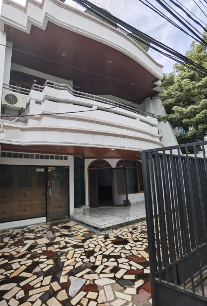 Dijual Rumah Jakarta Barat di Taman Aries By Rumah Chinida (Rt)