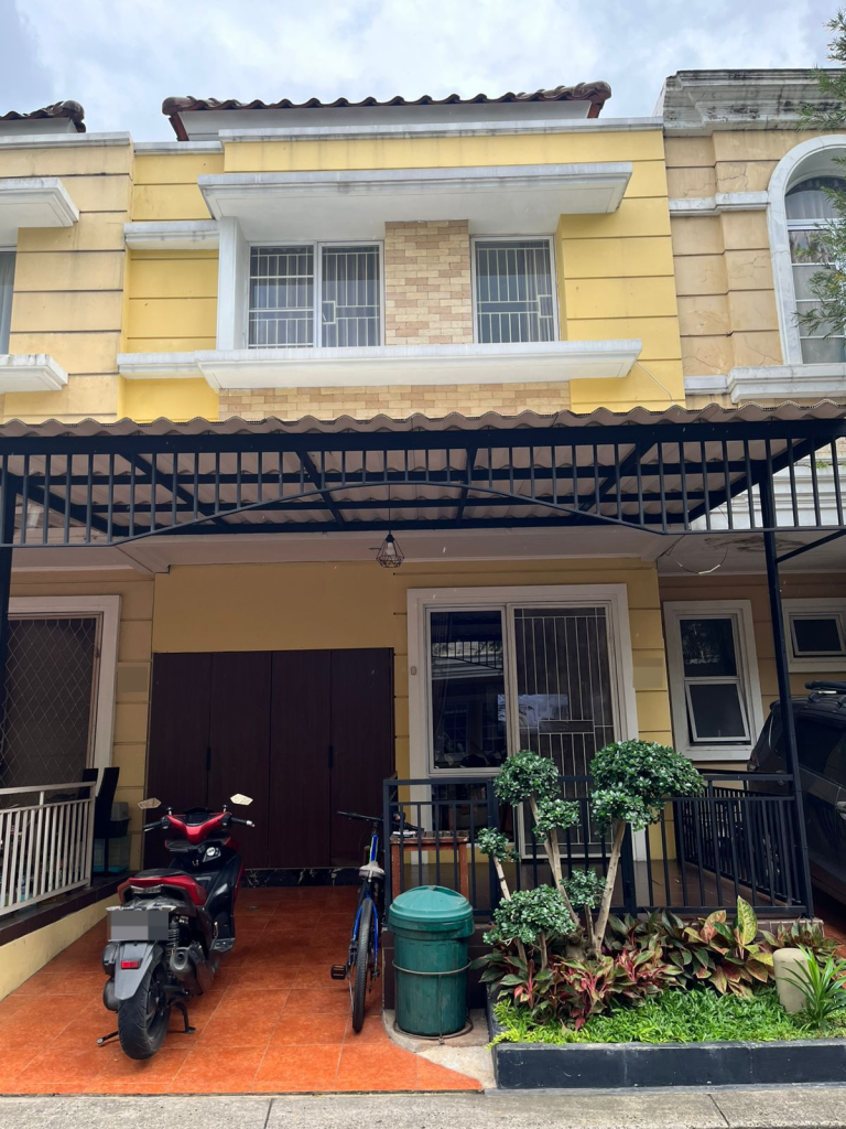 Dijual Rumah Gading Serpong SHM di Amarillo Village By Rumah Chinida (Dw)