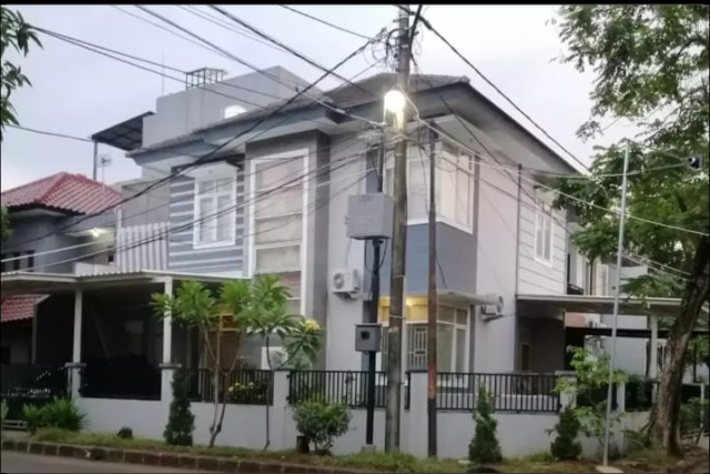 Disewakan Rumah Gading Serpong SHM di Sektor 8B By Rumah Chinida (Dw)