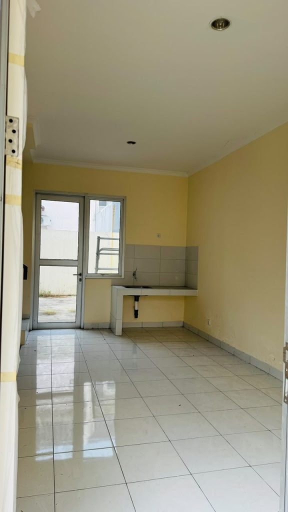 Disewakan Rumah Gading Serpong SHM di Sektor 7C By Rumah Chinida (Dw)