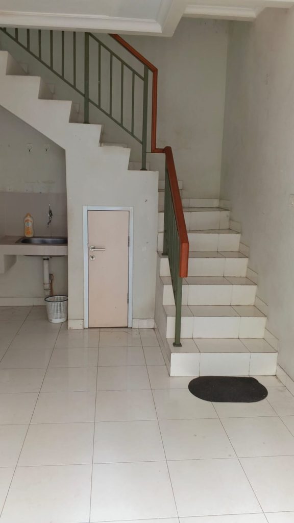 Disewakan Rumah Gading Serpong 5X8m di Arcadia Village By Rumah Chinida (Dw)