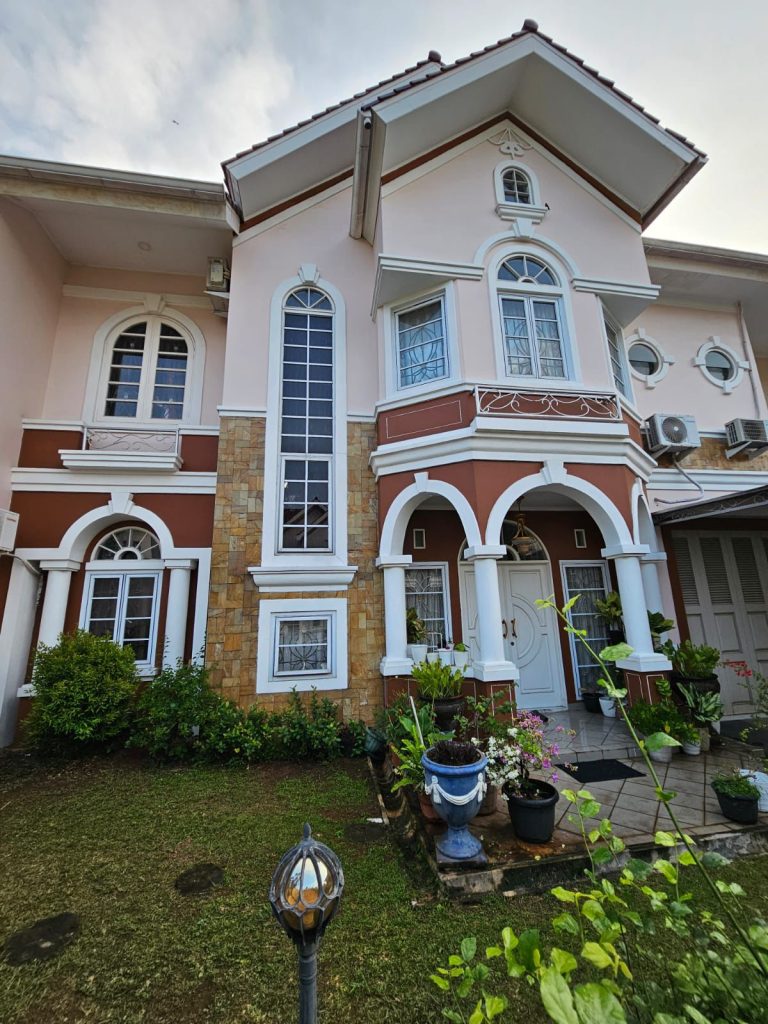 Dijual Rumah BSD SHM di Puspita Loka Sektor 3 By Rumah Chinida (Dw)