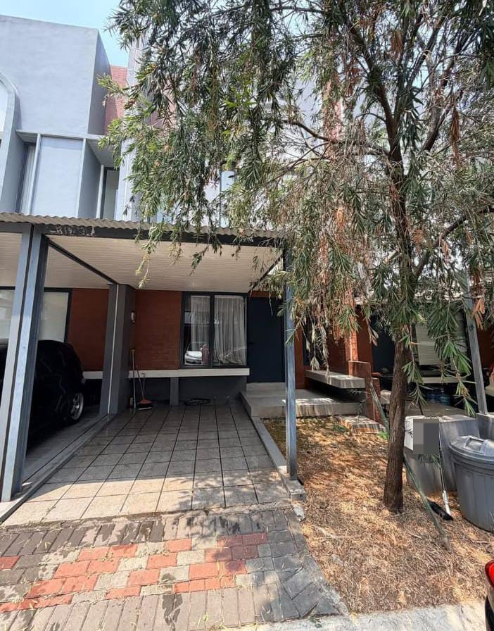 Dijual Rumah BSD SHM Hadap Utara di Freja House By Rumah Chinida (Dw)