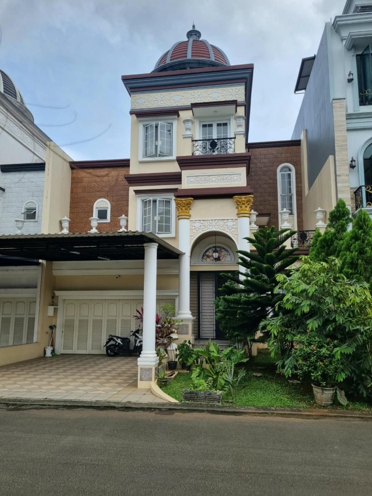 Dijual Rumah Gading Serpong 3 Lantai di Cluster Bellano By Rumah Chinida (Dw)