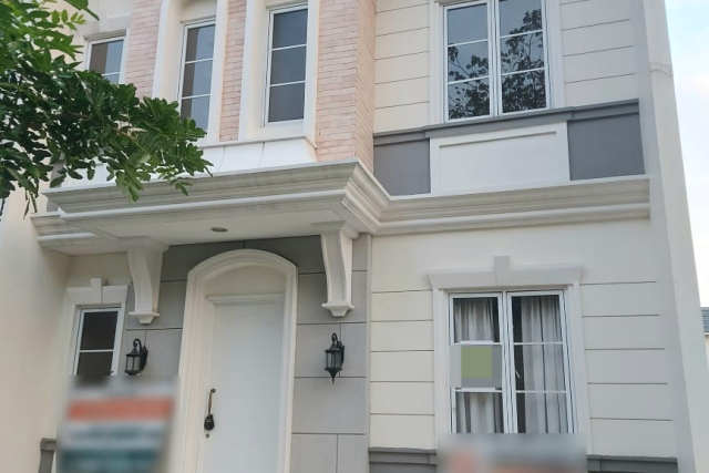 Dijual Cepat Rumah Vanya Park BSD di Cluster Azura By Rumah Chinida (Jb)