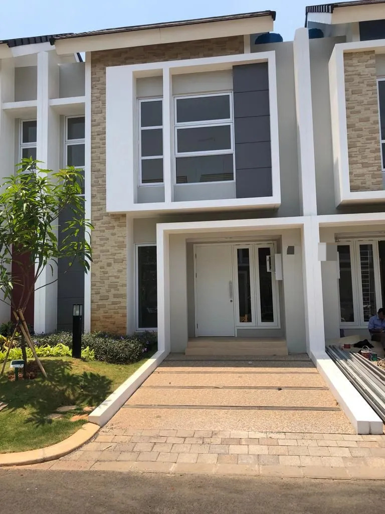 Dijual Rumah Gading Serpong SHM di Cluster Verdi By Rumah Chinida (Jb)