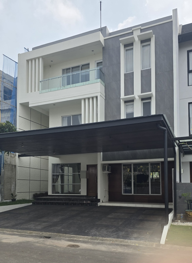 Dijual Rumah Alam Sutera SHM 3 Lantai di Jl Sutera Onyx By Rumah Chinida (Ay)