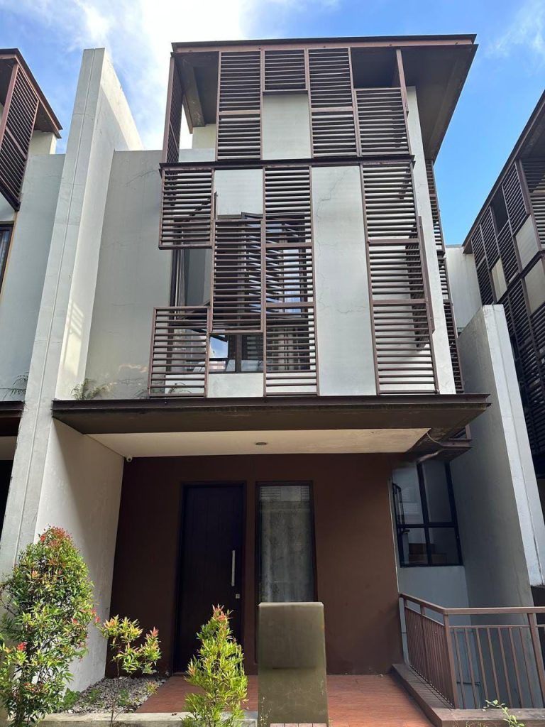 Disewakan Rumah Green Wich BSD SHM di Cluster Whelford By Rumah Chinida (Dw)
