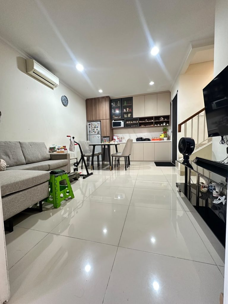 Dijual Rumah Gading Serpong SHM Hook di Cluster Tesla By Rumah Chinida (Ay)